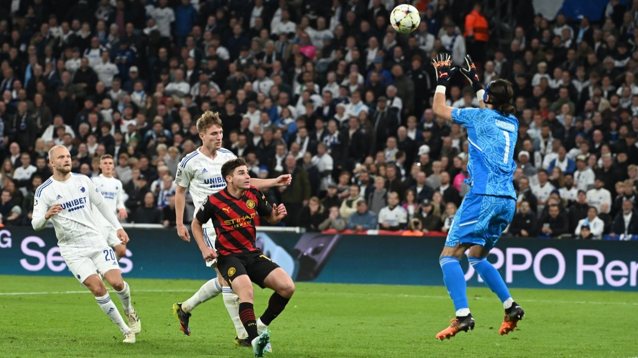 Şampiyonlar Ligi'nde gecenin sonuçları: Real Madrid ve Manchester City gruptan çıkmayı garantiledi