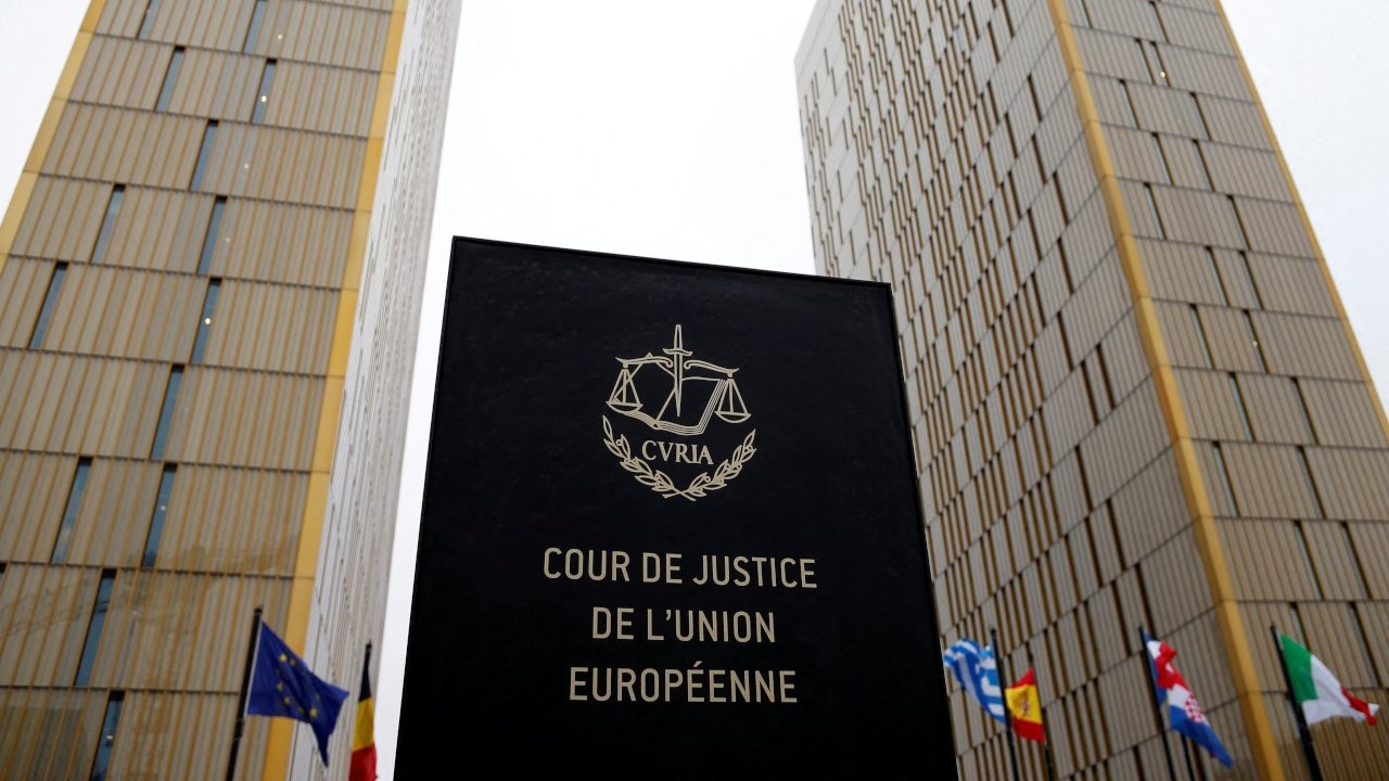 Avrupa Adalet Divanı: İşveren başörtüsü takmayı yasaklayabilir