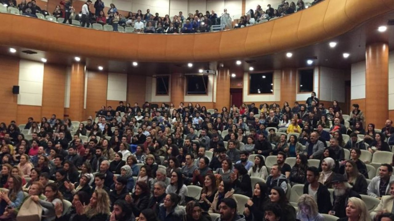 Mersin Tiyatro Festivali'nin destek talebine MHP’li başkandan engel
