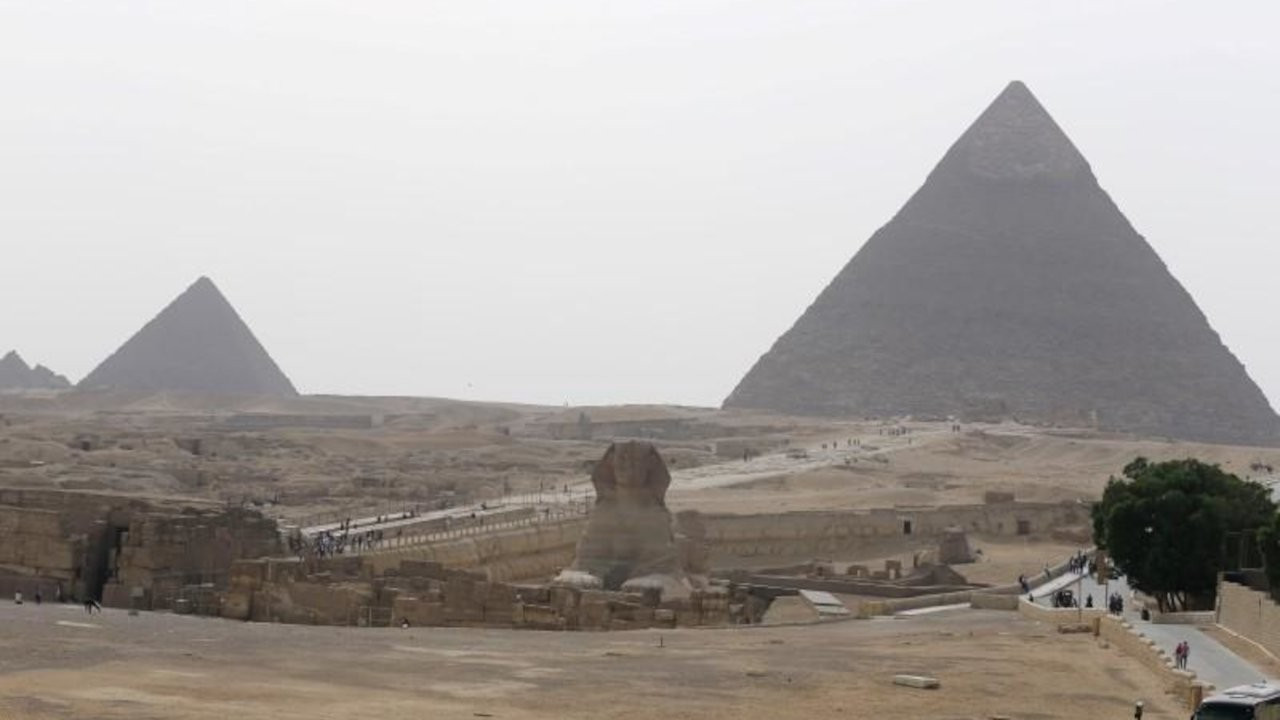 Nil’in antik bir kolu piramitlerin inşasına yardım etmiş olabilir