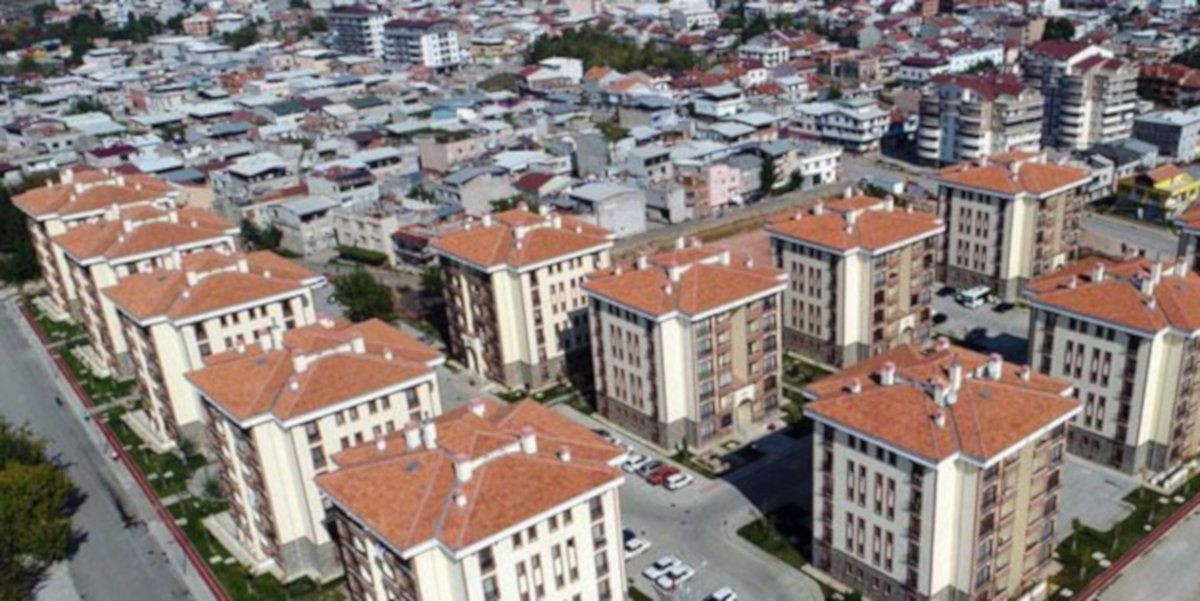 Konut fiyat endeksindeki yıllık artış İstanbul'da yüzde 210,8 oldu - Sayfa 1