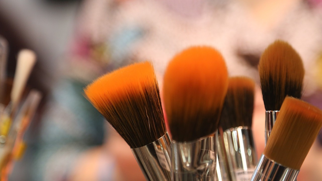 Sağlık Bakanlığı 'güvensiz' kozmetik ürünlerin markalarını açıkladı