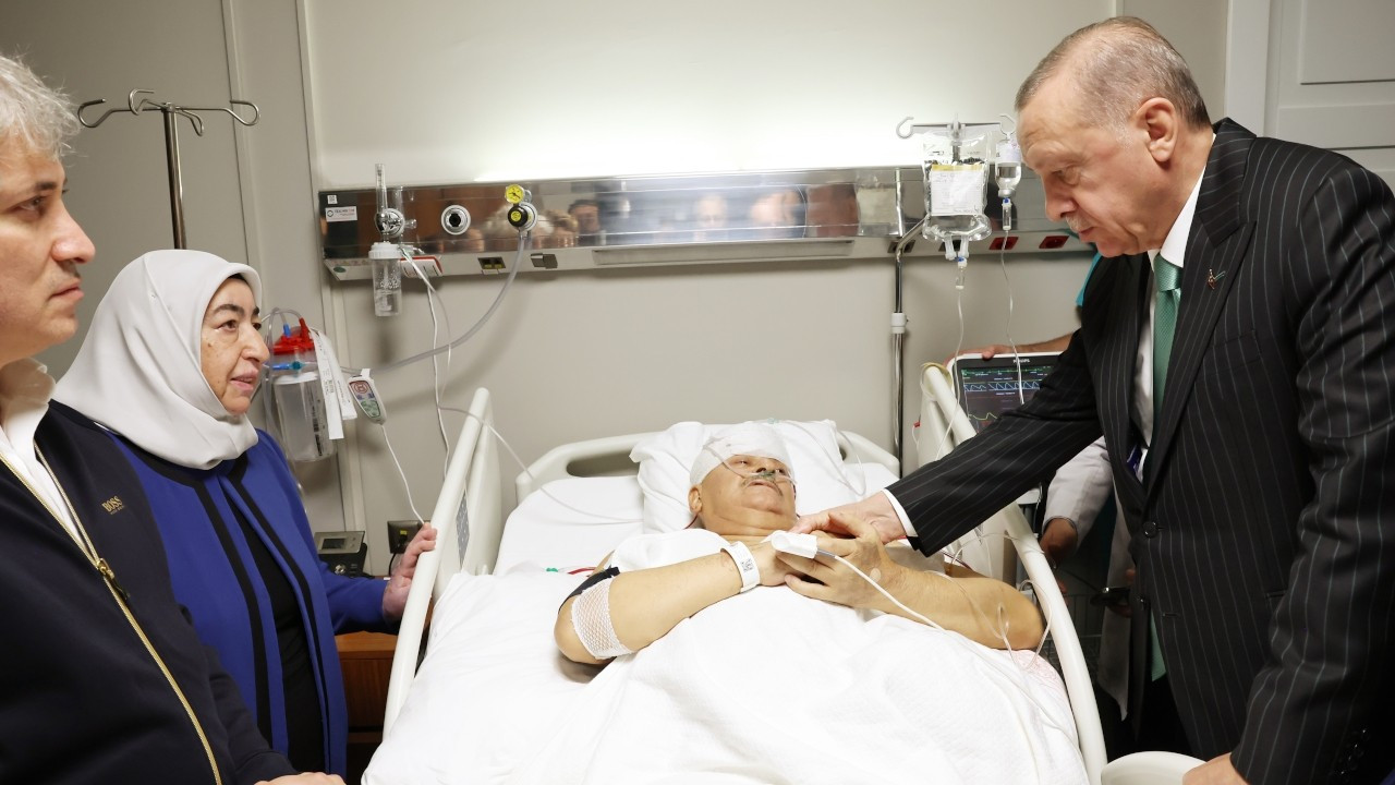 Erdoğan kaza geçiren Binali Yıldırım'ı ziyaret etti