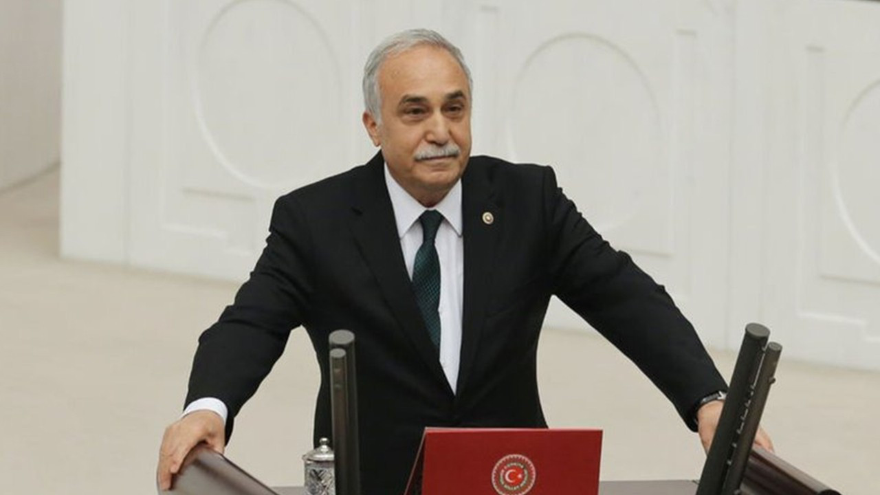Fakıbaba'nın istifasını beğenen AK Partili vekil: Sehven oldu