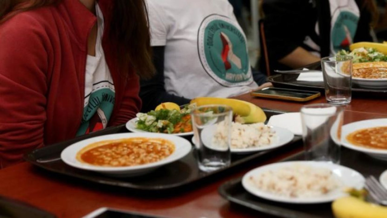 Öğrencinin başvurusu sonrası üniversite için 'vegan menü' kararı