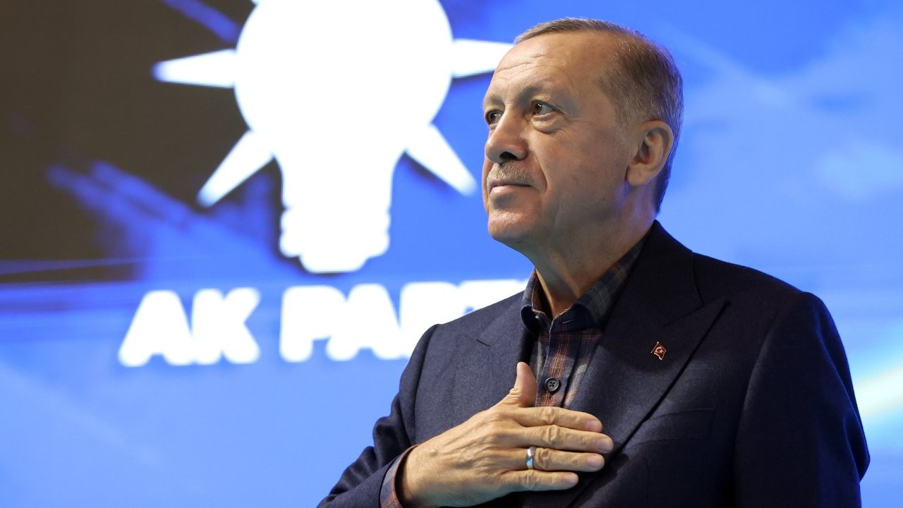 Erdoğan: Milletimiz FETÖ'cülerle hamburger yemek için on bin kilometre yol gidenlere yüz vermez