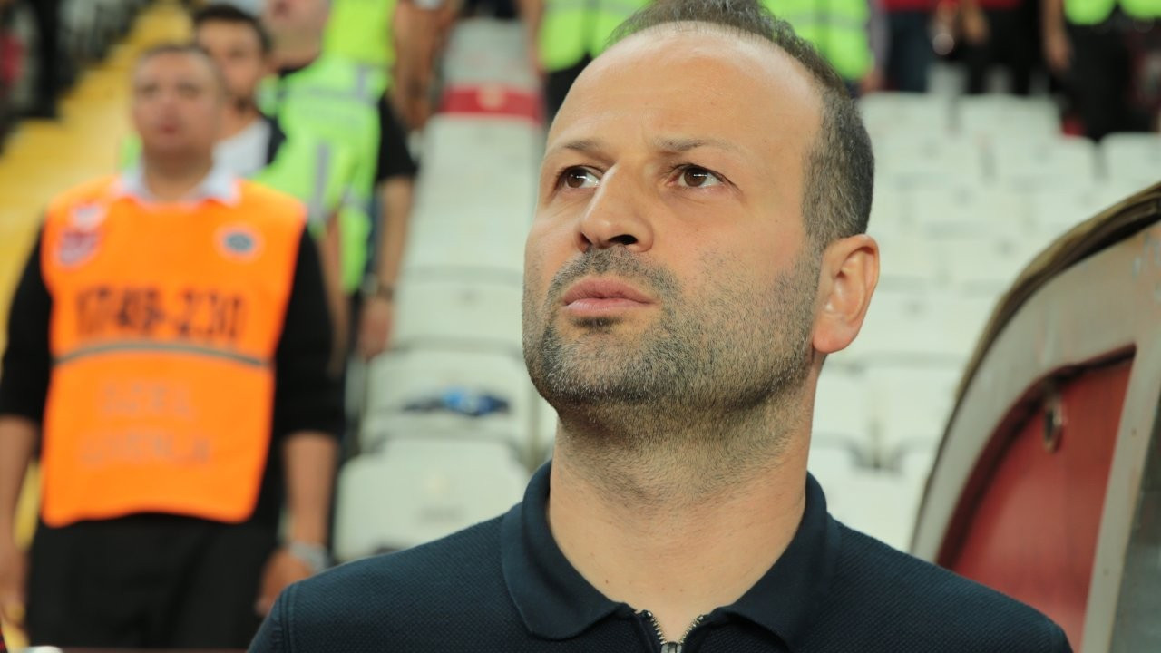 İstanbulspor'da teknik direktör Korkmaz istifa etti
