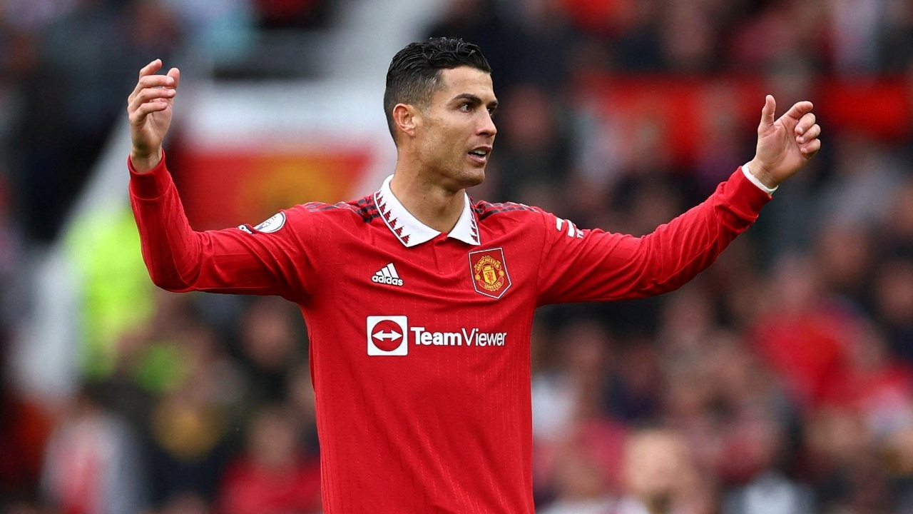 Manchester United, Ronaldo’nun sözleşmesini feshetti