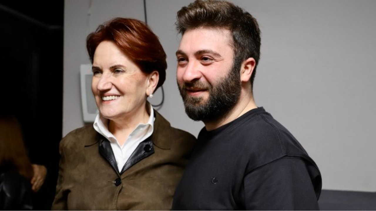 Meral Akşener, Baturay Özdemir’in stand-up gösterisini izledi