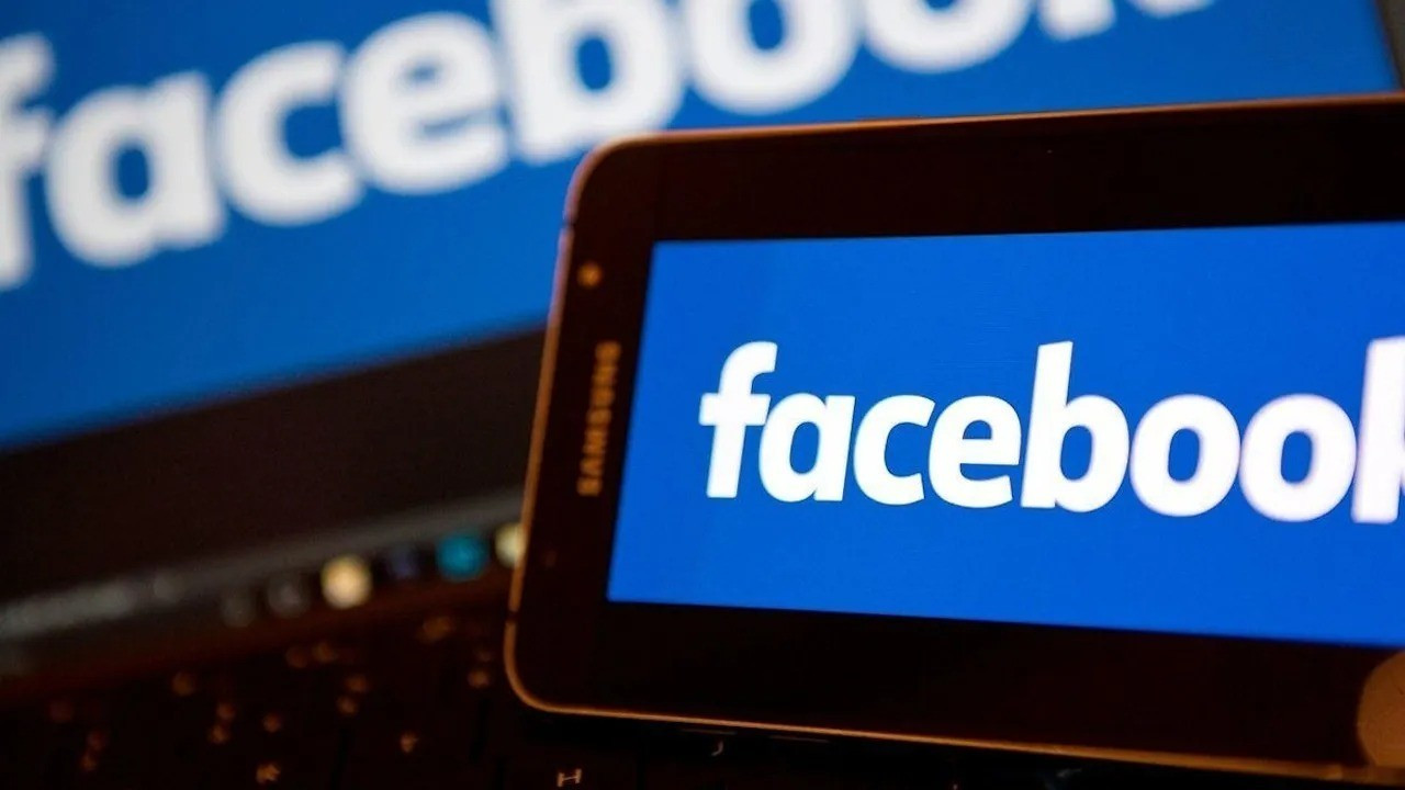 Facebook, eski özelliğini geri getiriyor: 'Dürtme' devri başlayacak mı?