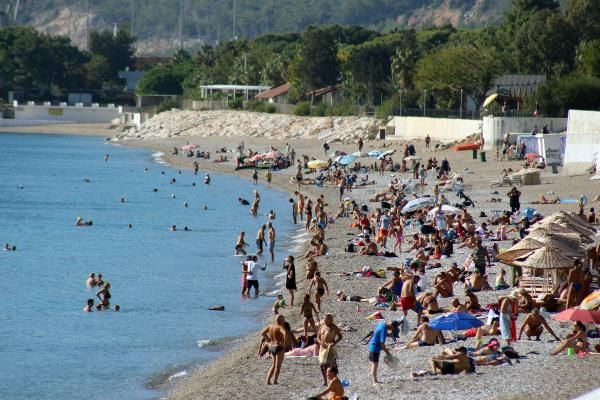 Antalya'da hava ve deniz suyu sıcaklığı 25 derece - Sayfa 2