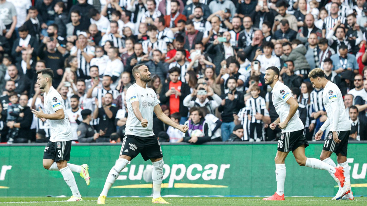 Beşiktaş ikinci Şenol Güneş dönemine farkla başladı