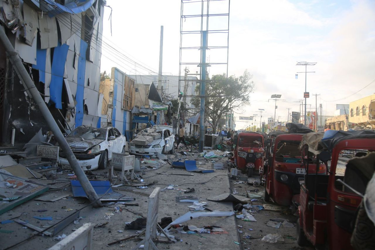 Somali’deki patlamalarda en az 100 kişi öldü - Sayfa 1