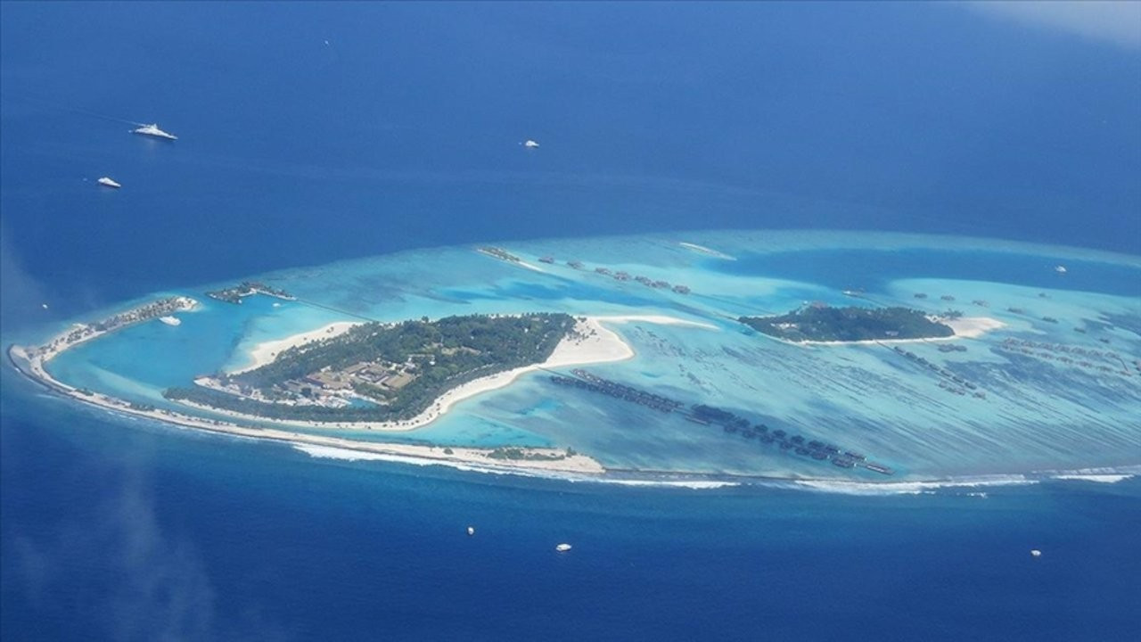 Maldivler’in derin sularında gizli bir ‘yaşam vahası’ keşfedildi