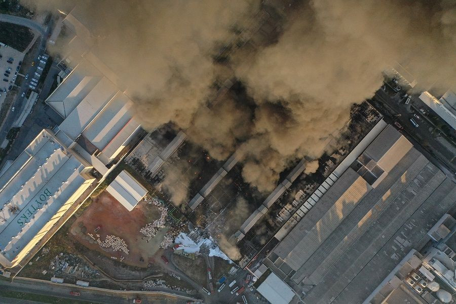 Bursa'da tekstil fabrikasında çıkan yangın kontrol altına alındı: Kenti duman kapladı - Sayfa 2