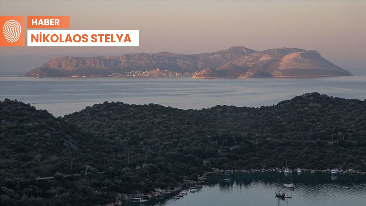 Kathimerini: Yunanistan, Ege'deki karasularını 12 mile çıkaracaktı