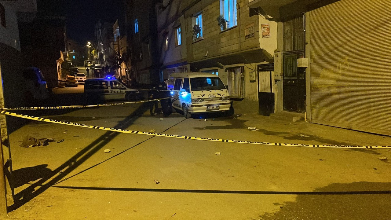 Antep'te komşular arasında silahlı kavga: 1 ölü, 3 yaralı