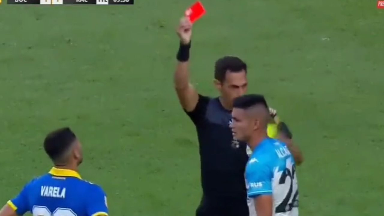 Arjantin'de olaylı final: Hakem 11 kırmızı kart gösterdi