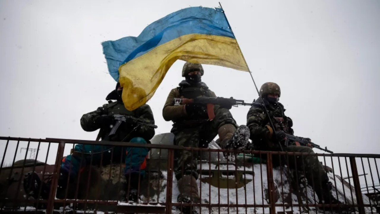 Ukrayna ordusu, Rus güçlerinin çekildiği Herson'a girdi