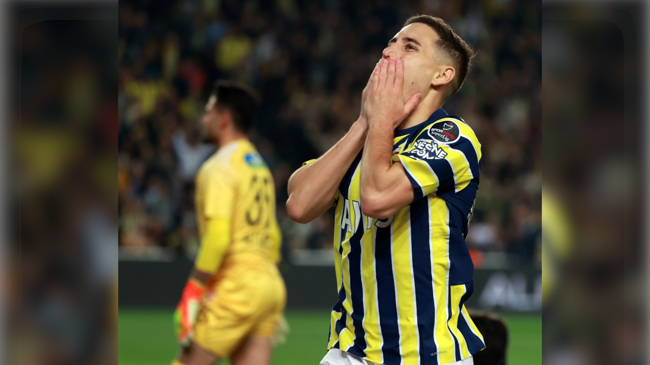 Fenerbahçe'de ayrılık: Emre Mor Karagümrük'te