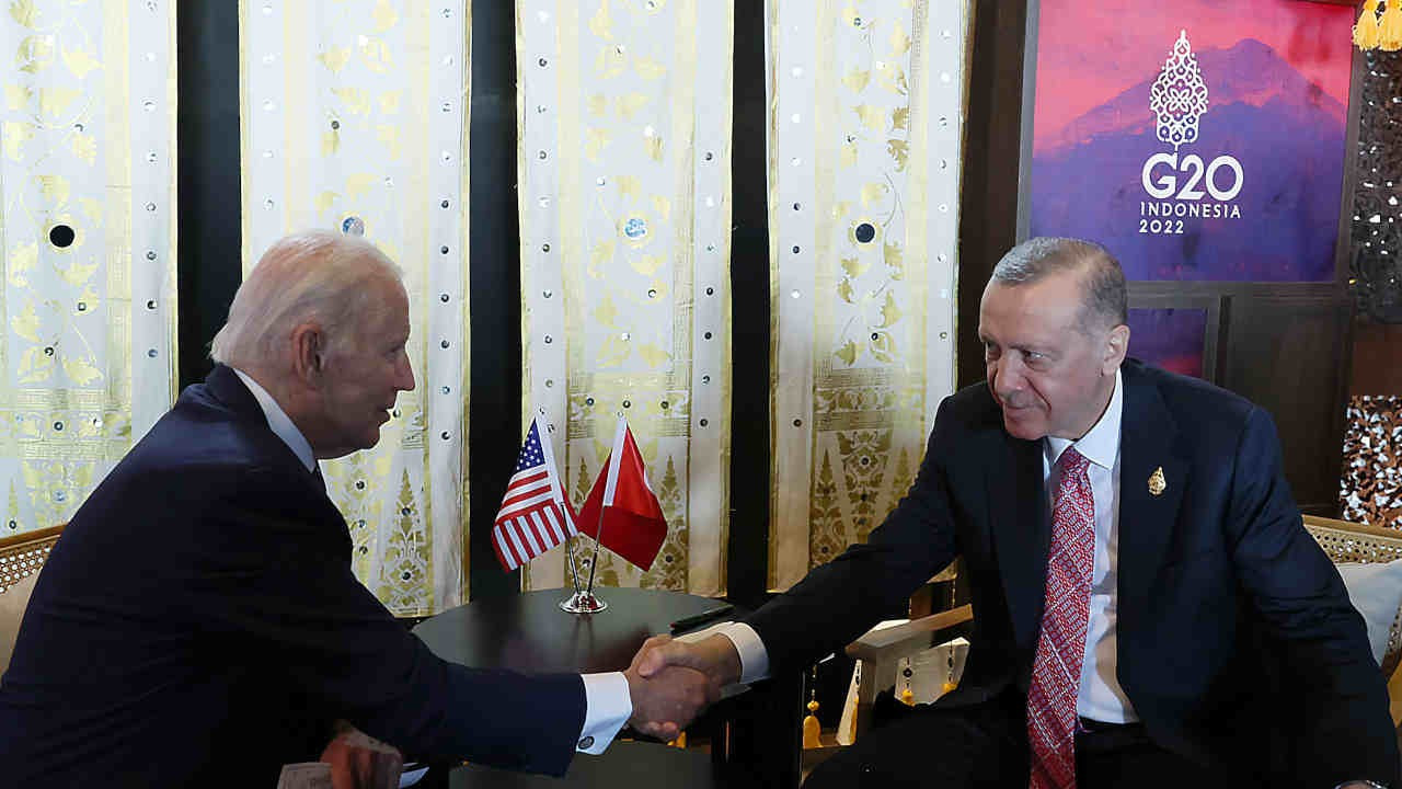Biden'dan Erdoğan'a tebrik telefonu: F-16 satışını gündeme getirdi