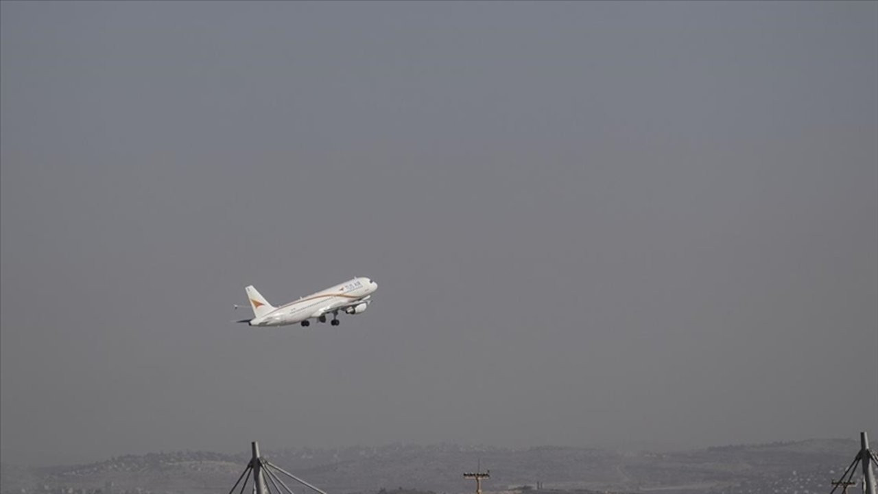 İsrail'den Katar'a ilk doğrudan uçak seferi