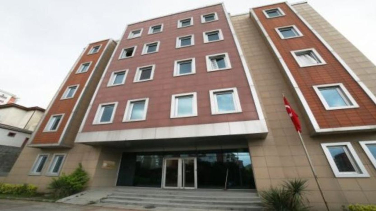 İBB, 7 katlı yurt binasını Ensar vakfına 'yok pahasına' kiralamış