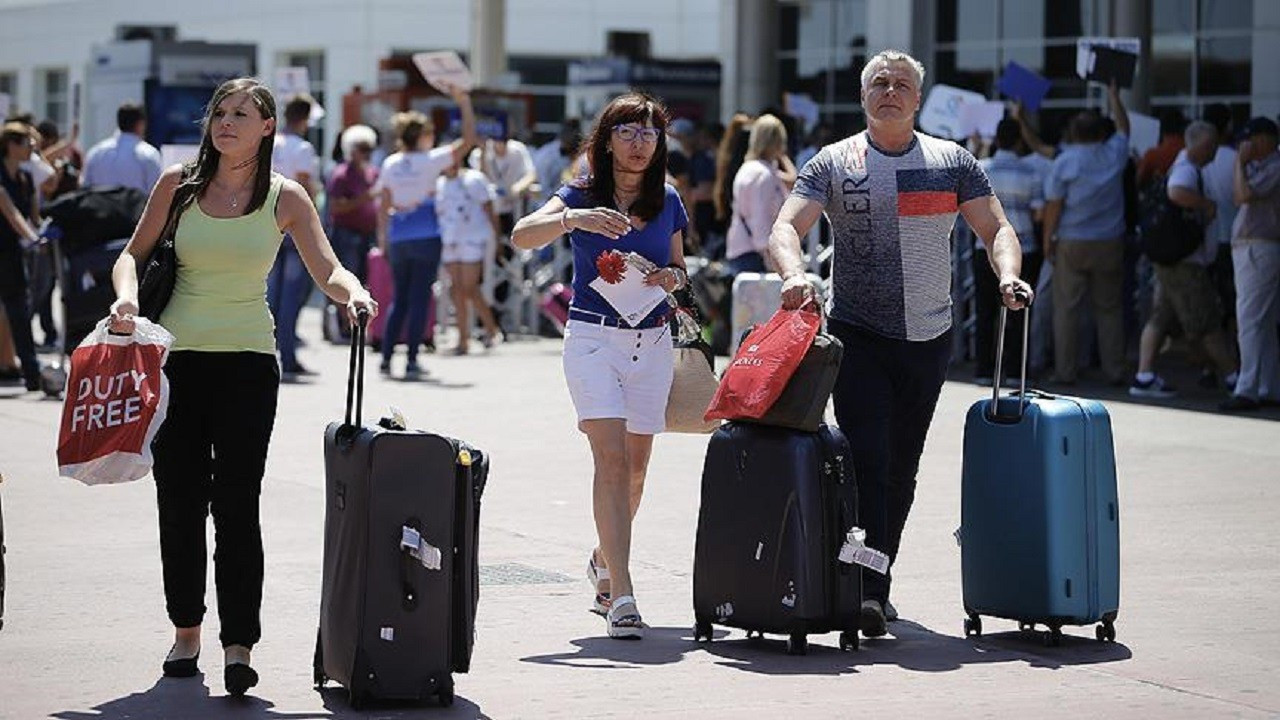 Rus turist sayısı ekimde yüzde 10,7 azaldı