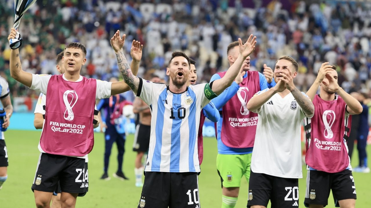 Arjantin kazandı, Messi Maradona'yı yakaladı