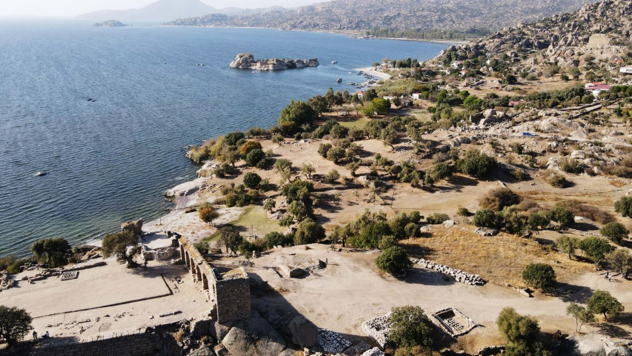 Herakleia Antik Kenti'nde Menteşe Beyliği döneminden yapılar bulundu - Sayfa 4