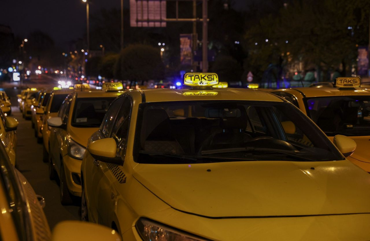 Taksi şoförlerinden İBB önünde eylem - Sayfa 3