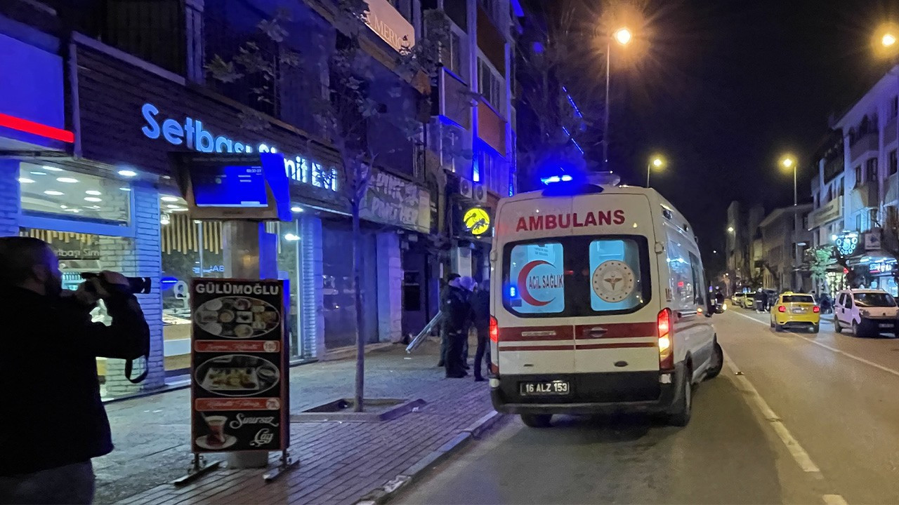 Bursa'da masaj salonunda bıçaklı kavga