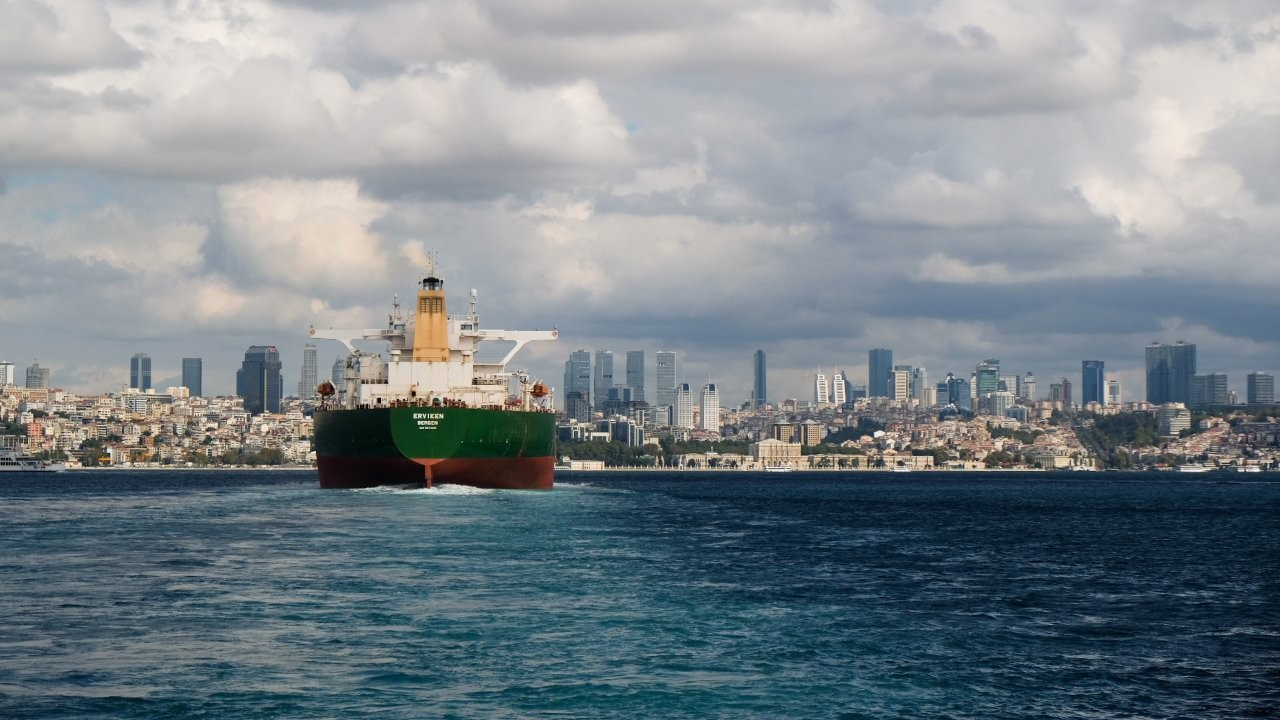 Boğazlardan petrol tankeri geçişinde 'teyit mektubu' krizi