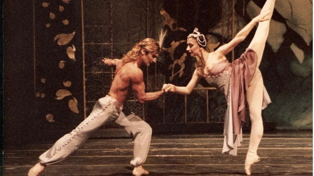 Balet ve koreograf Erdal Uğurlu hayatını kaybetti