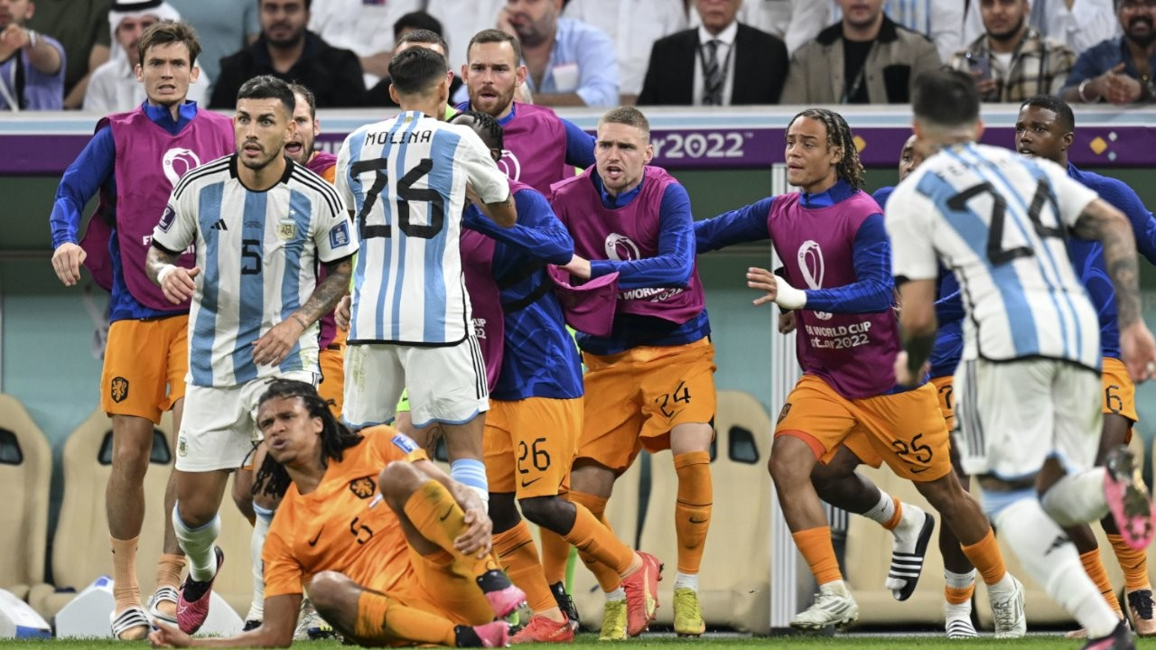 FIFA'dan Arjantin-Hollanda maçıyla ilgili soruşturma