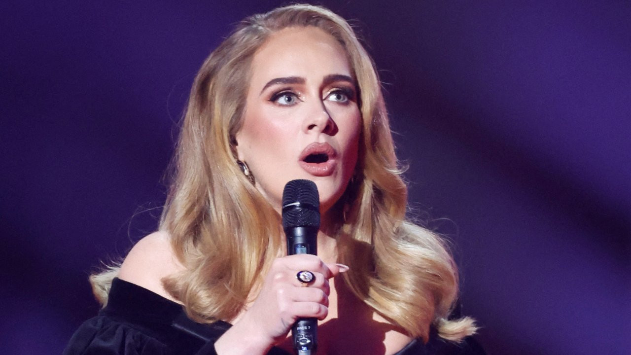 Adele: Günde beş kez terapi aldım