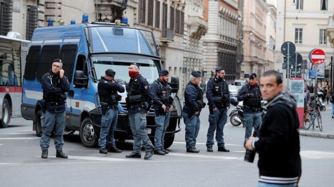 Roma'da silahlı saldırı: Üç kişi hayatını kaybetti