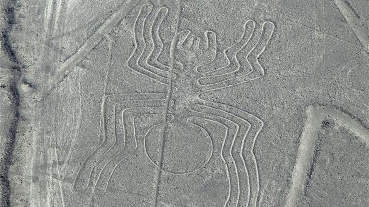 Peru çöllerinde 168 Nazca jeoglifi daha keşfedildi