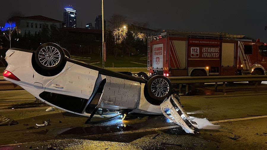 Kadıköy'de kaza: Takla atan otomobilden yara almadan kurtuldu - Sayfa 3