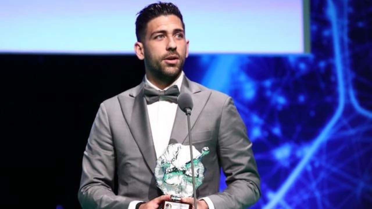 Trabzonsporlu Bakasetas'a 'En iyi Yunan Futbolcu' ödülü