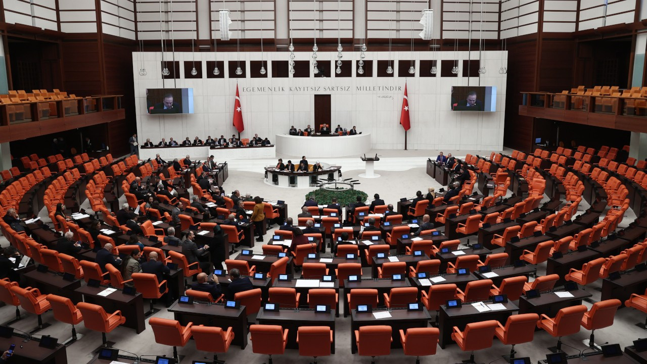 AK Partili Elitaş, 'torba kanun' teklifini savundu: Kimseye peşkeş yok