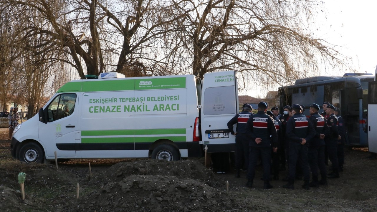 Eskişehir'de 6 yaşındaki çocuğun şüpheli ölümüyle ilgili hala ve amca tutuklandı