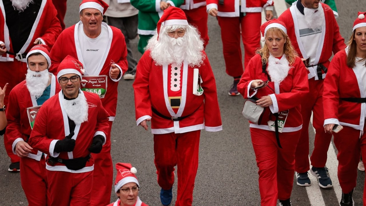 Madrid'de 'Noel Baba' koşusu