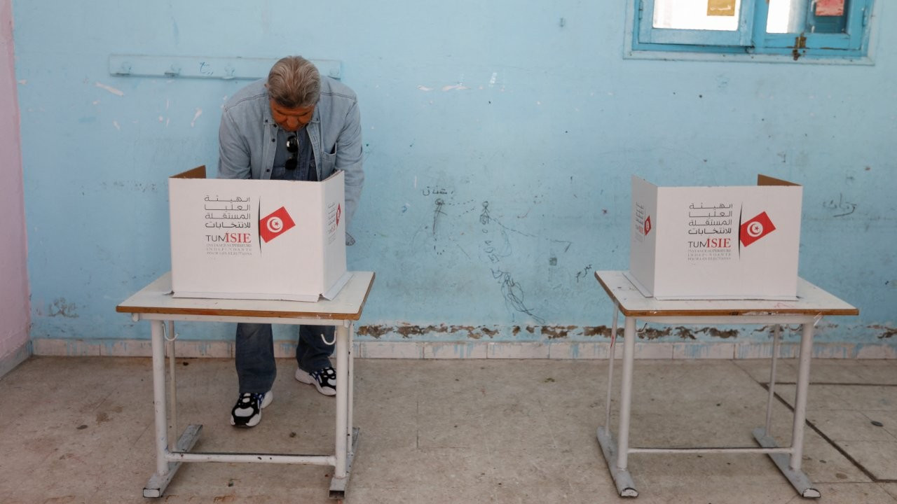 Arap Birliği’nden Tunus çağrısı: Seçim araştırılsın