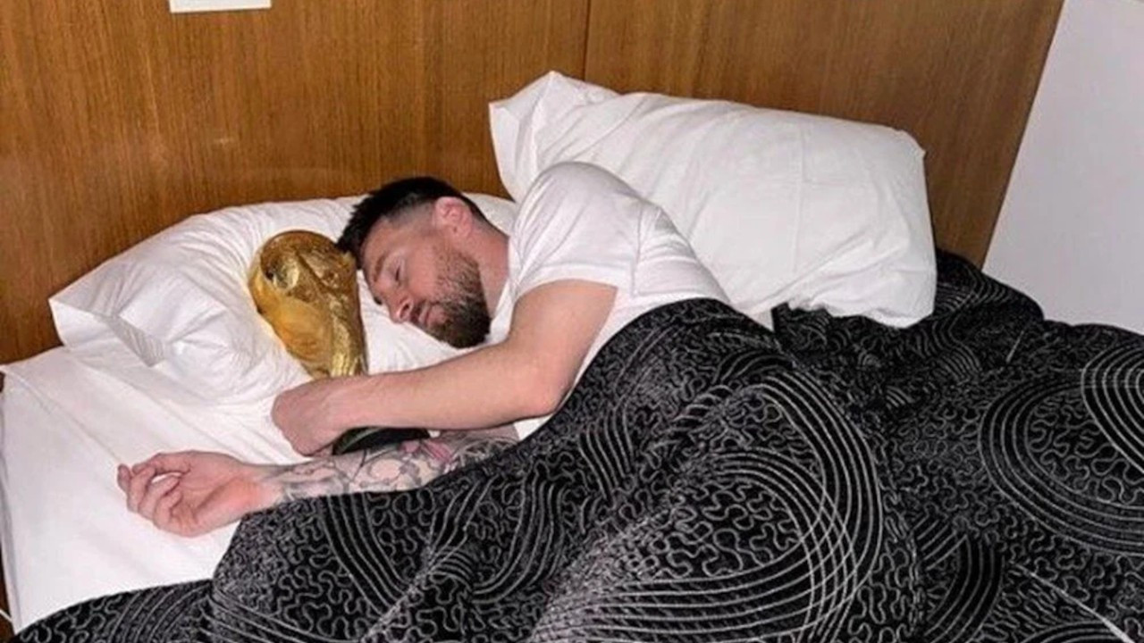 Messi Dünya Kupası'yla 'uyudu'