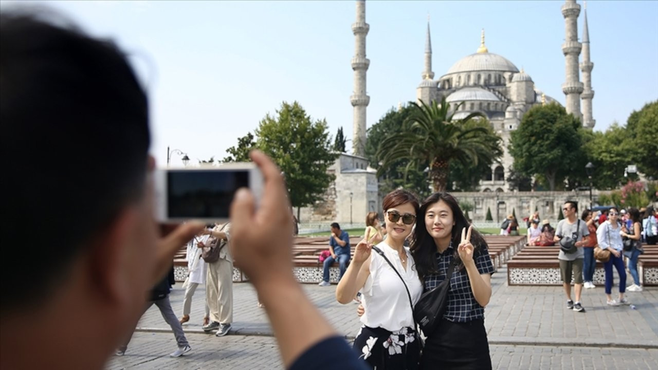Türkiye 2022'de 42 milyondan fazla ziyaretçi ağırladı