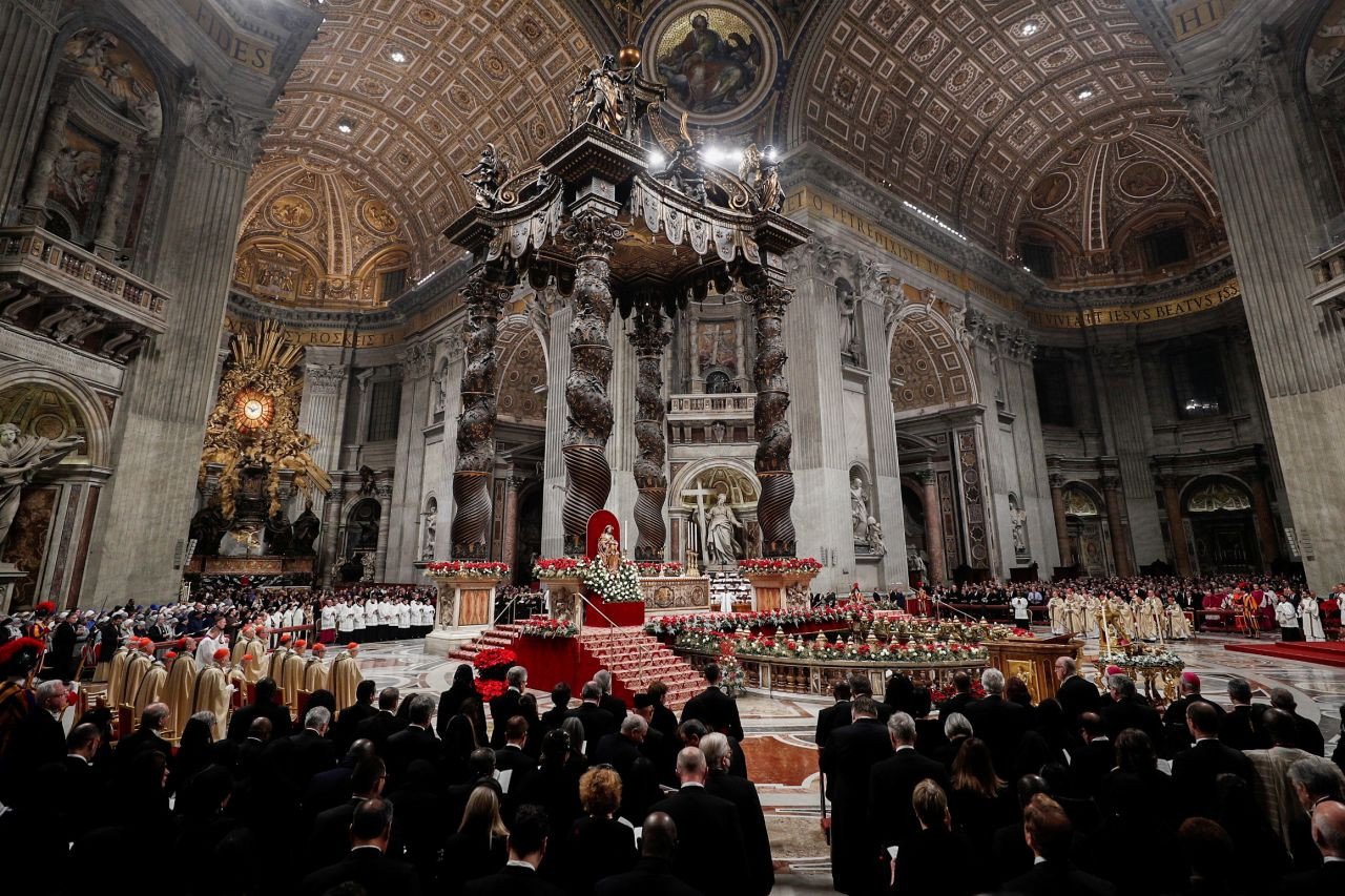 Vatikan'da Noel kutlamaları: Papa, aç gözlülüğü ve savaşları kınadı - Sayfa 3