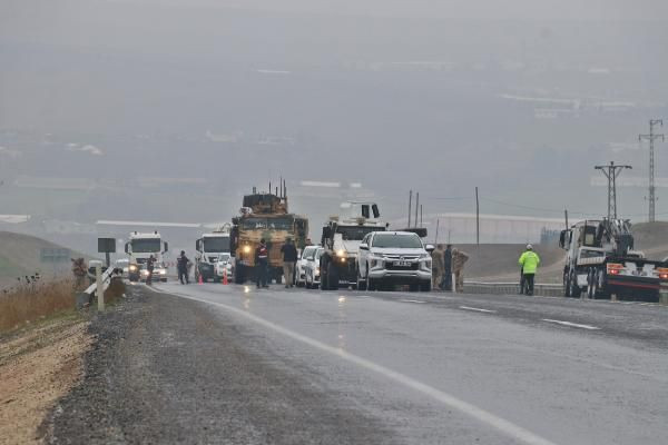 Diyarbakır’da zırhlı askeri araç devrildi: 6 yaralı - Sayfa 4