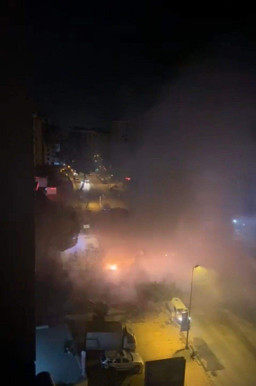Kadıköy'de korkutan patlama: Yeraltı kabloları yandı - Sayfa 3