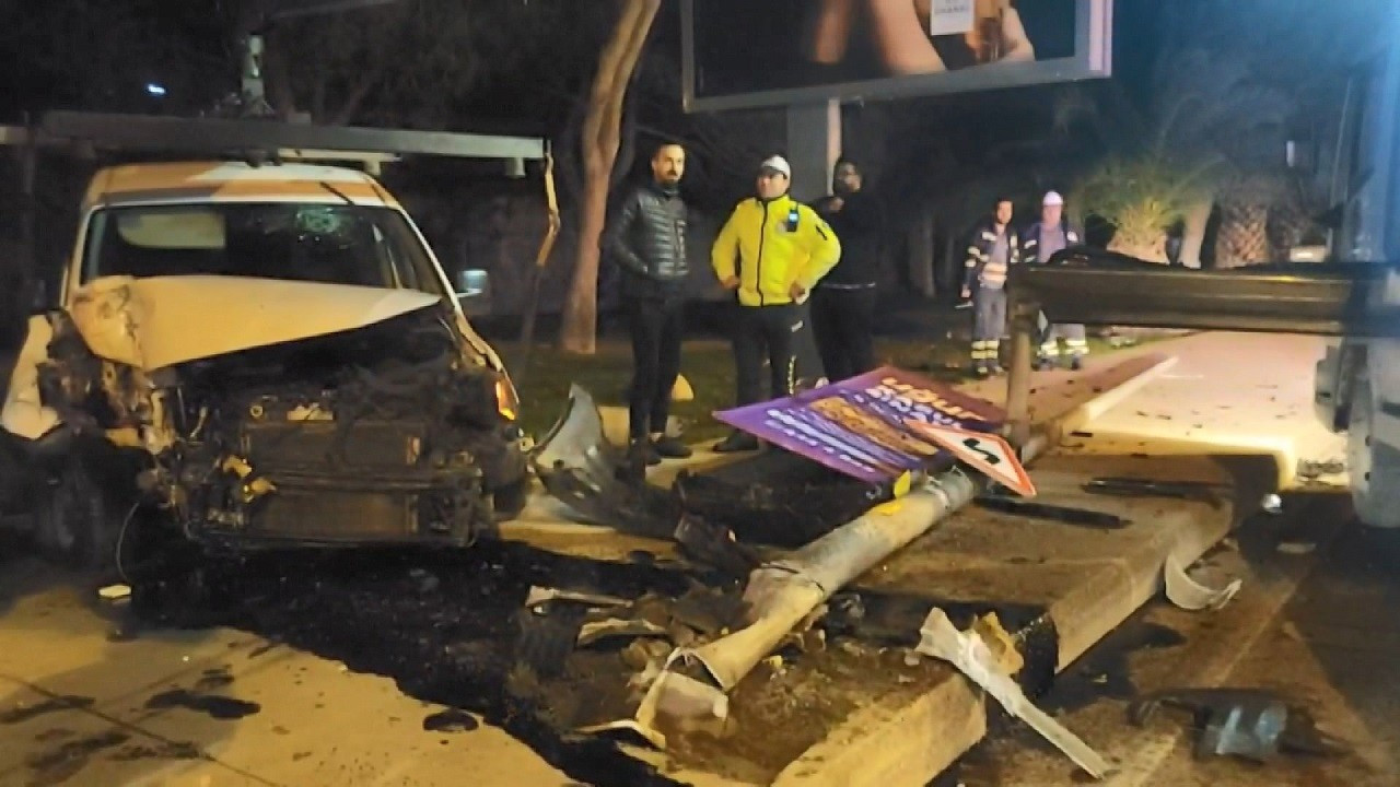 Kadıköy’de kazada yarış iddiası: 3 yaralı